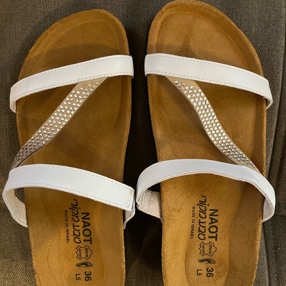 Naot Hawaii White Leather size 36